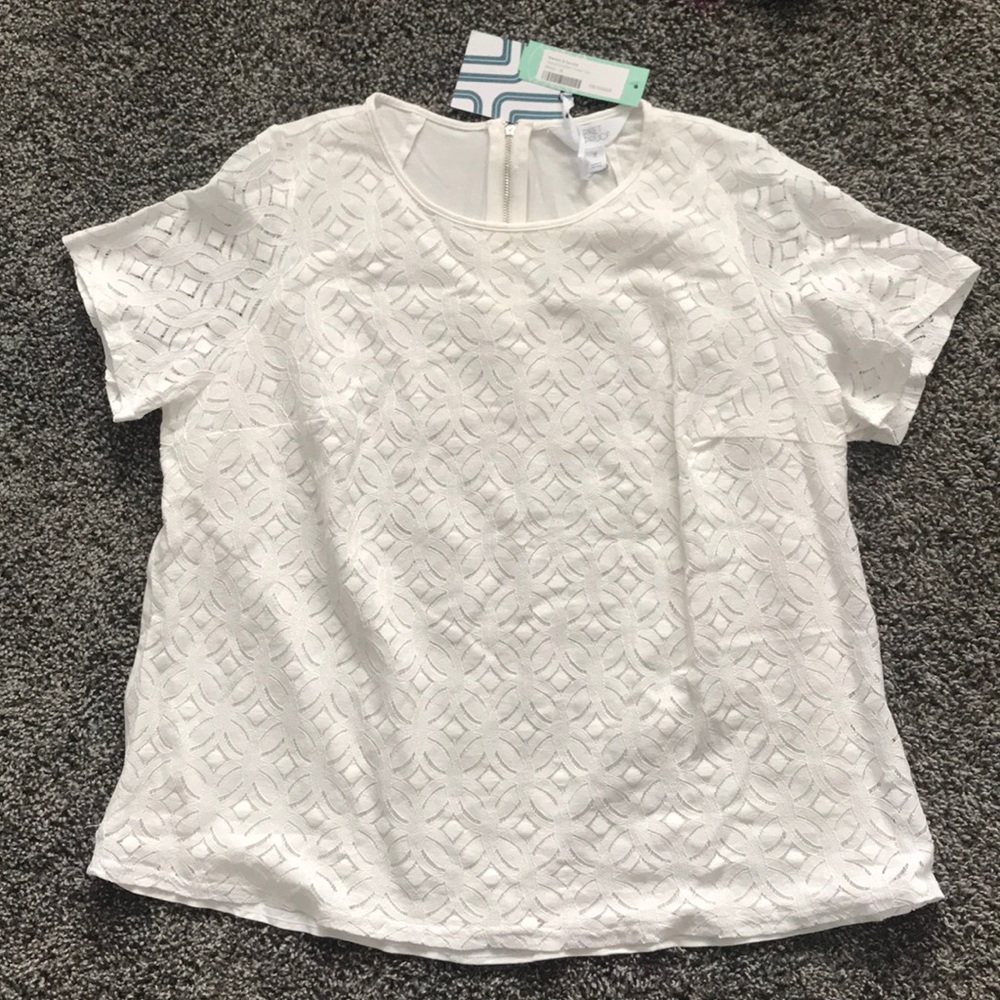 Super cute white lace top!